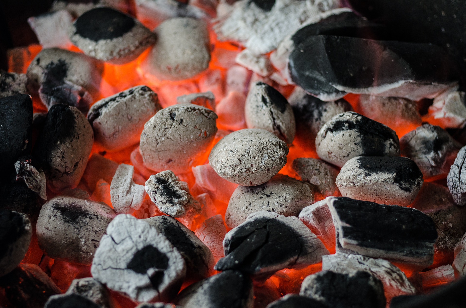 barbecue-ecologique-charbon